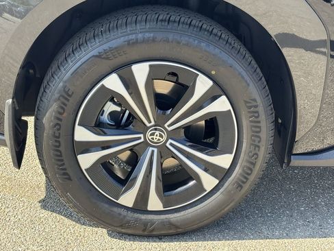 Used 2025 Toyota bZ4X FWD w/ Weather Package image 8