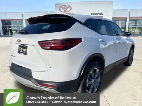 Used 2023 Chevrolet Blazer LT AWD/4WD image 5
