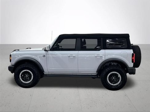 Used 2022 Ford Bronco Outer Banks w/ Sasquatch Package AWD/4WD image 15