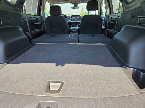 Used 2025 Chevrolet Blazer LT AWD/4WD image 17