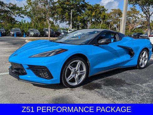 Used 2022 Chevrolet Corvette Stingray Premium Conv w/ Z51 Performance Package image 3