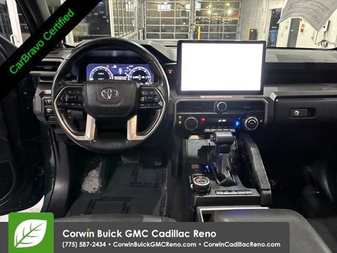 Used 2025 Toyota 4Runner TRD Off-Road Premium AWD/4WD image 26