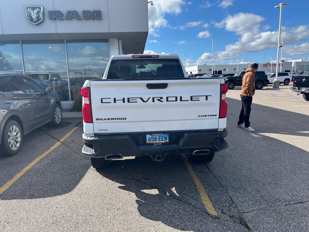 Used 2021 Chevrolet Silverado 1500 Custom Trail Boss w/ Safety Confidence Package AWD/4WD image 6