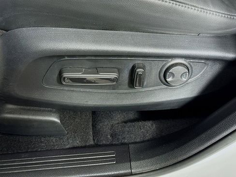 Certified 2023 Honda CR-V EX-L image 10