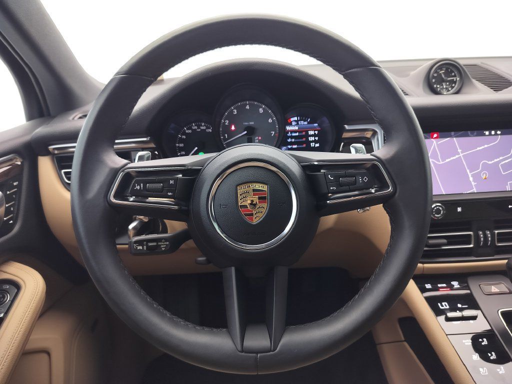 Certified 2024 Porsche Macan S w/ Premium Plus Package AWD/4WD image 9