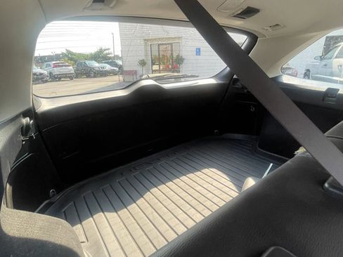 Used 2011 Subaru Outback 2.5i Limited w/ PWR Moonroof Pkg AWD/4WD image 27