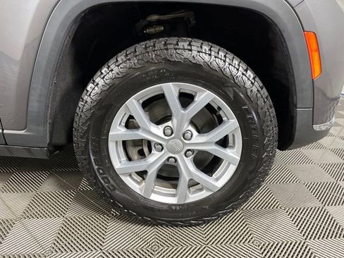 Used 2021 Jeep Grand Cherokee L Limited image 9