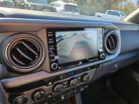 Used 2021 Toyota Tacoma TRD Off-Road w/ TRD Premium Off Road Package image 12