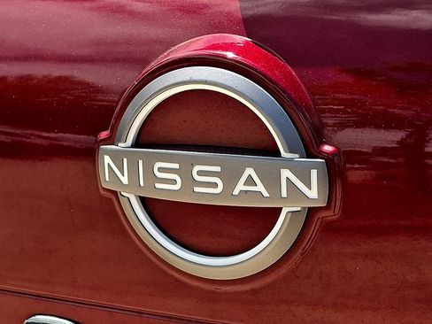 Used 2022 Nissan Rogue SV AWD/4WD image 30