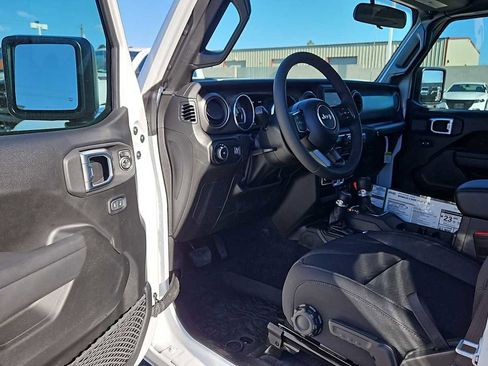 Used 2023 Jeep Wrangler Sport S image 10