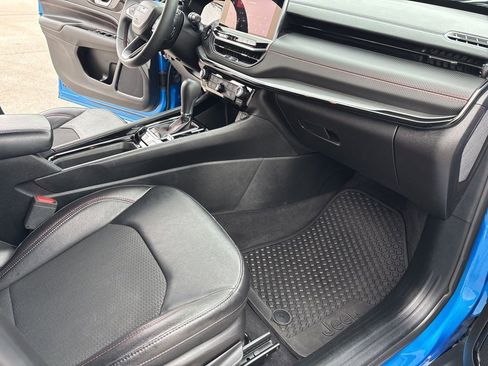 Used 2024 Jeep Compass Trailhawk image 13