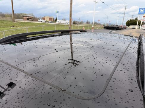 Used 2024 Honda Pilot Touring image 9