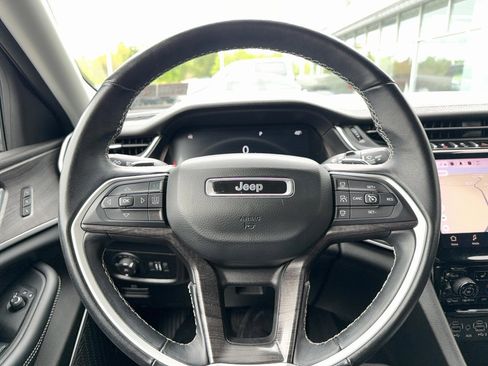 Certified 2022 Jeep Grand Cherokee Limited AWD/4WD image 20