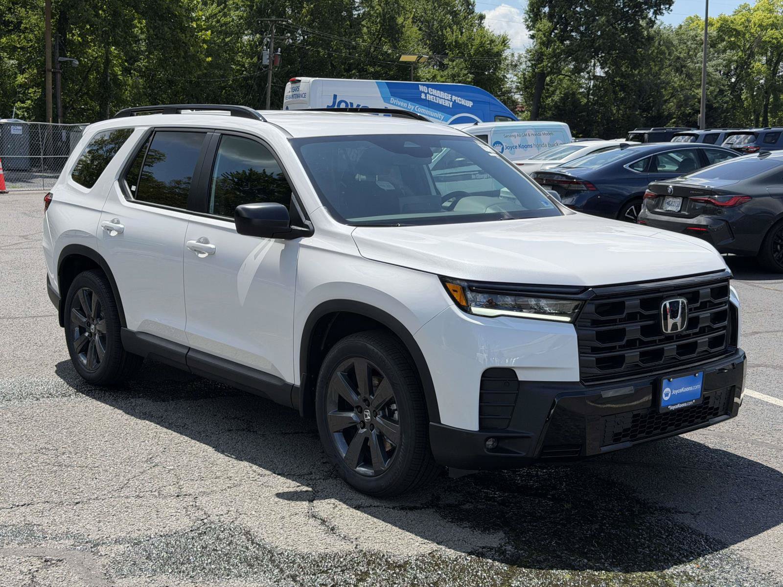 New 2026 Honda Pilot Sport image 1