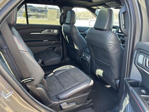 New 2026 Ford Explorer ST image 18