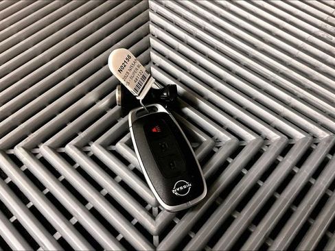 New 2025 Nissan Kicks Play S image 14