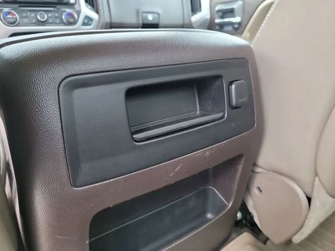 Used 2015 GMC Sierra 1500 SLT w/ SLT Crew Cab Value Package AWD/4WD image 28