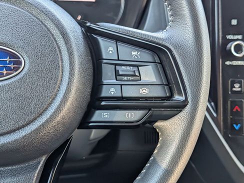 Certified 2025 Subaru Forester Premium AWD/4WD image 30