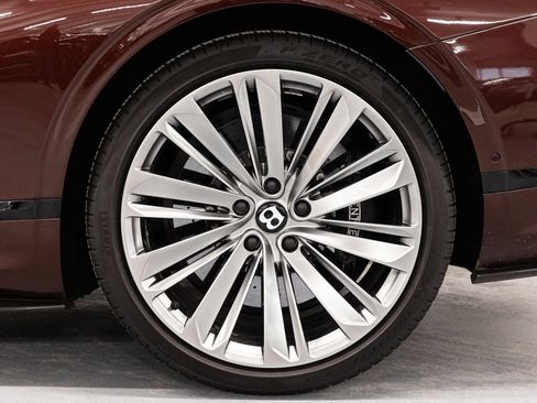 Used 2022 Bentley Continental GT Speed image 16