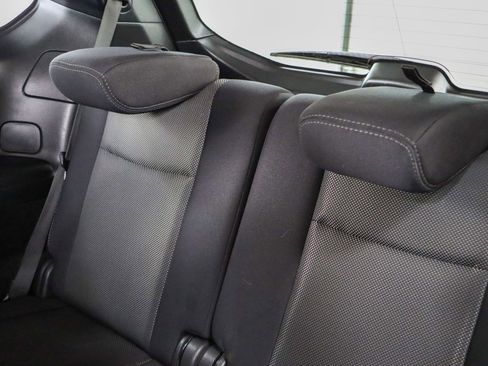 Used 2019 Nissan Pathfinder SV image 25