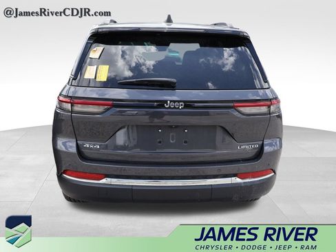 Used 2024 Jeep Grand Cherokee Limited AWD/4WD image 16