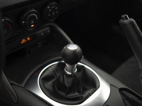 Used 2023 MAZDA MX-5 Miata Club w/ Brembo/BBS Recaro Package image 10