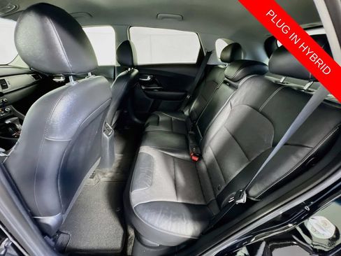 Used 2019 Kia Niro EX FWD image 23