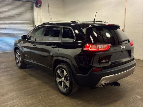 Used 2019 Jeep Cherokee Limited AWD/4WD image 4
