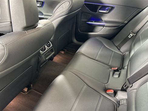 Used 2023 Mercedes-Benz C 300 Sedan image 13