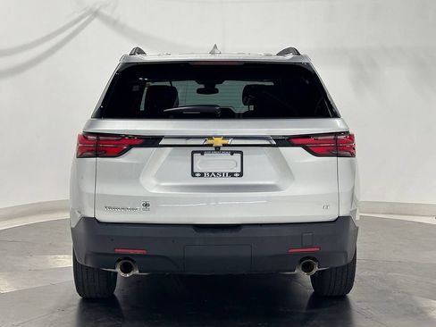 Used 2022 Chevrolet Traverse LT FWD image 13