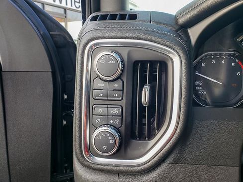 Used 2021 GMC Sierra 1500 Elevation image 13