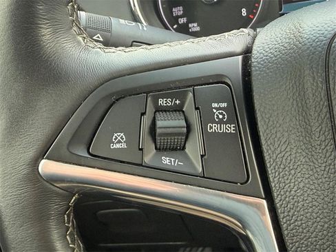 Used 2018 Buick Encore Preferred image 15