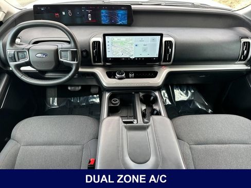 Used 2025 Ford Expedition Max Active RWD image 16