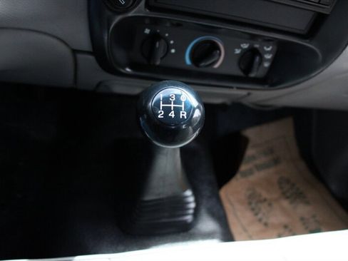 Used 1995 Ford Ranger XL RWD image 8
