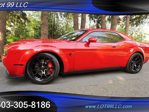 Used 2015 Dodge Challenger SRT Hellcat image 5