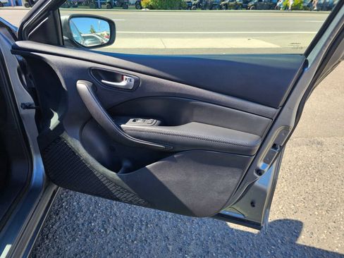 Used 2013 Dodge Dart Limited FWD image 10