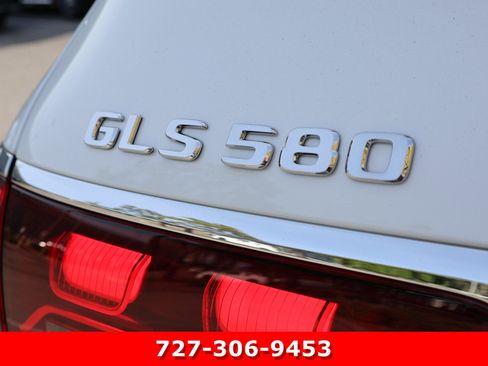 Certified 2025 Mercedes-Benz GLS 580 4MATIC image 9