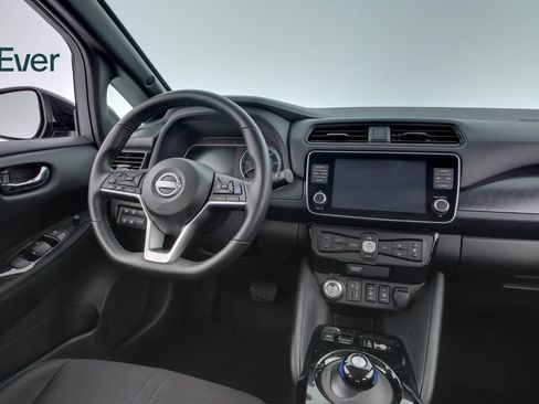 Used 2024 Nissan Leaf SV Plus FWD image 23