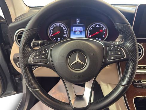 Used 2016 Mercedes-Benz GLC 300 4MATIC w/ Multimedia Package image 16