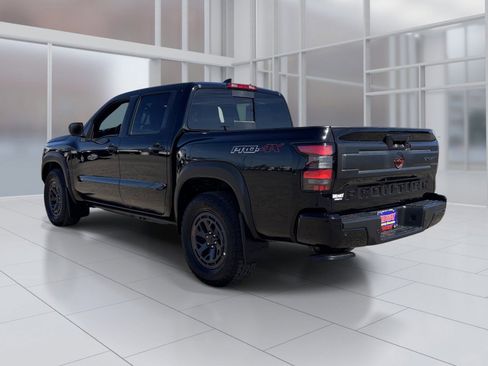 Used 2025 Nissan Frontier PRO-4X AWD/4WD image 4