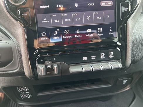 New 2026 RAM 3500 Tradesman AWD/4WD image 24