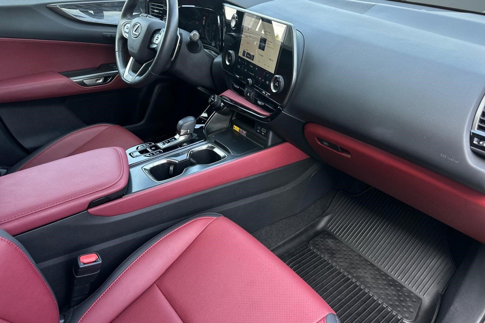 Certified 2026 Lexus NX 350 AWD w/ Accessory Package (2T) image 34