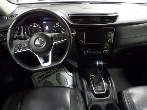 Used 2018 Nissan Rogue SL AWD/4WD image 11