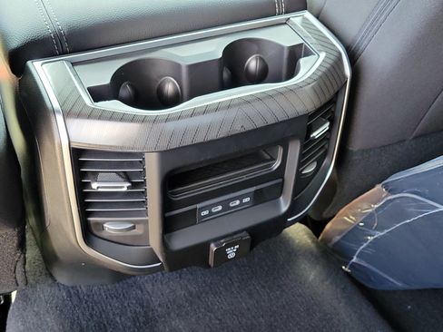 New 2026 RAM 2500 Big Horn AWD/4WD image 13