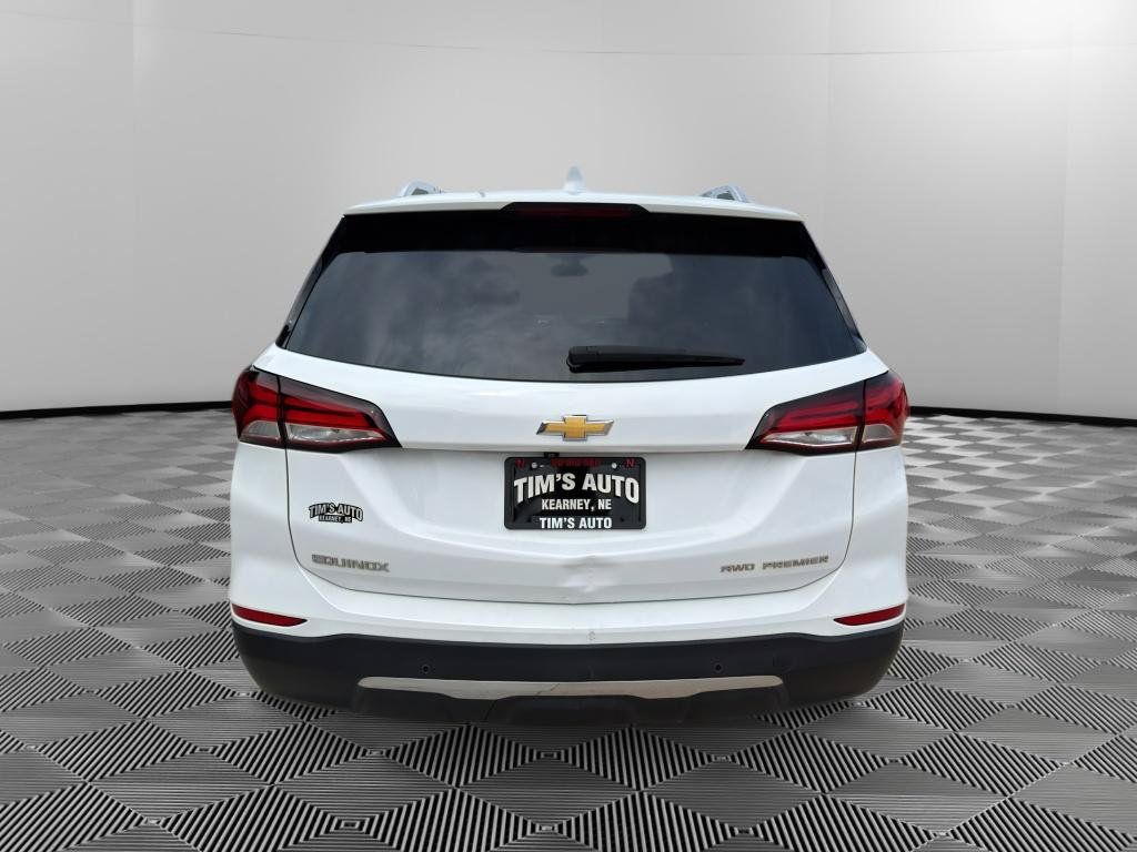 Used 2024 Chevrolet Equinox Premier AWD/4WD image 4