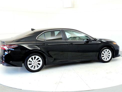 Certified 2023 Toyota Camry LE FWD image 6