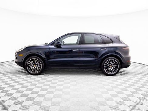 Certified 2021 Porsche Cayenne image 2