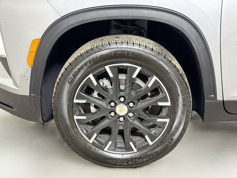 New 2026 Chevrolet Traverse LT w/ Enhanced Driving Package FWD image 19
