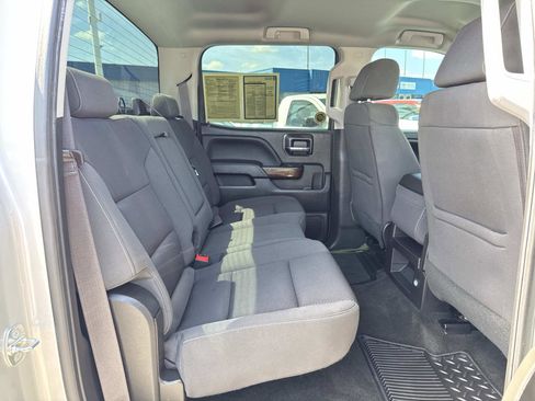 Used 2017 GMC Sierra 1500 SLE w/ SLE Value Package image 28