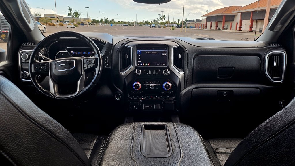Used 2020 GMC Sierra 3500 Denali w/ Denali Ultimate Package AWD/4WD image 29